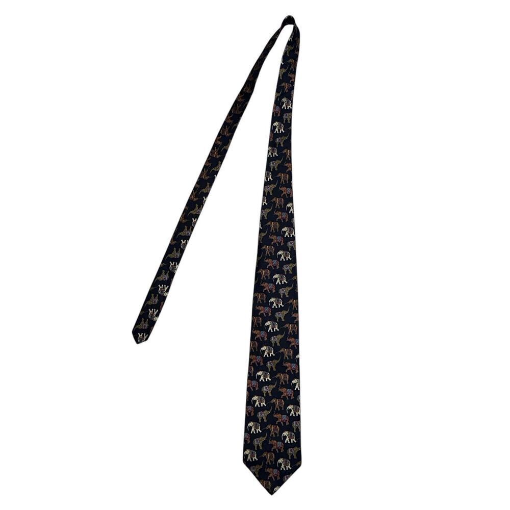 RARE FIND Vintage Huntington 100% Silk Tie elephant Pattern Men's Tie ~ blue ~ N